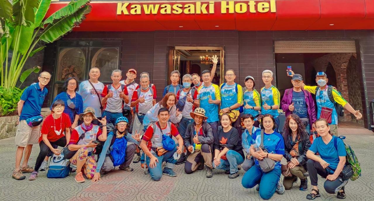 Kawasaki Noi Bai Airport Hotel Exterior foto
